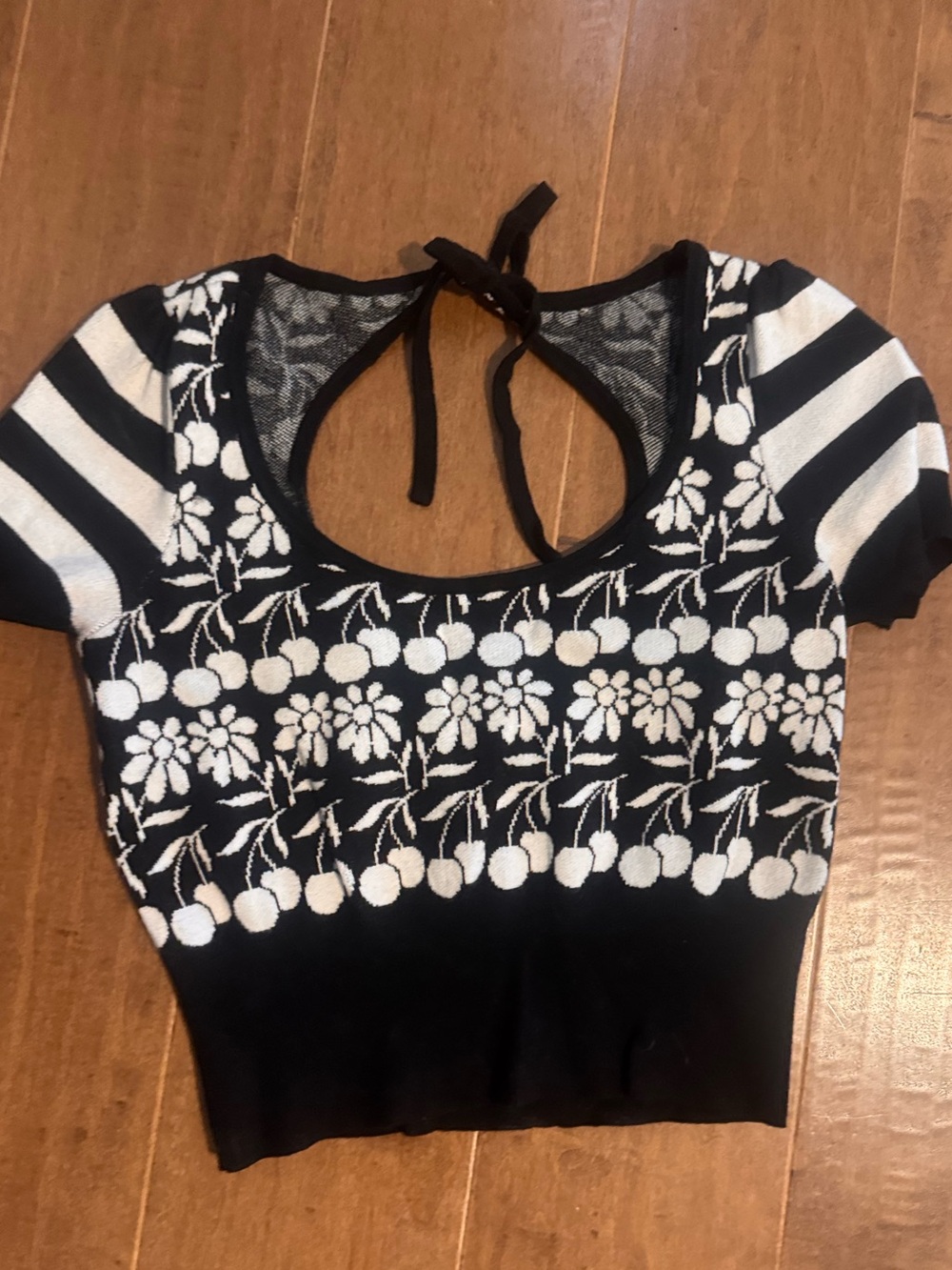Anthropologie Black and White Floral Cherry Tie-Back Crop Top